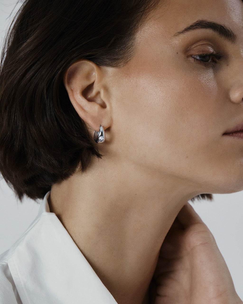 Bold Hoops Medium